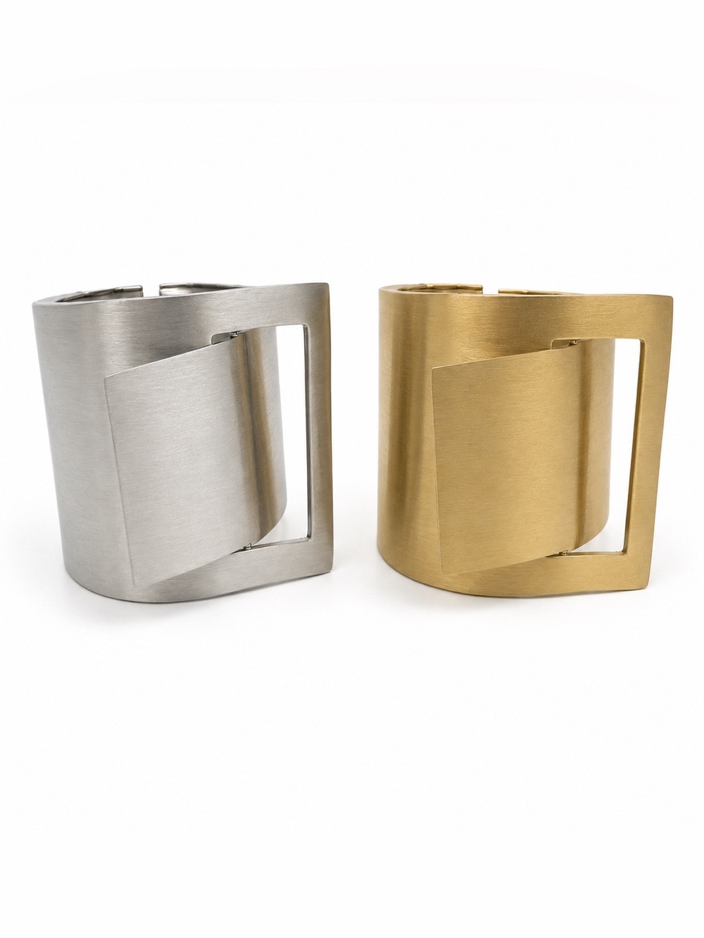Big Buckle Cuff Bracelet / HOT Item!